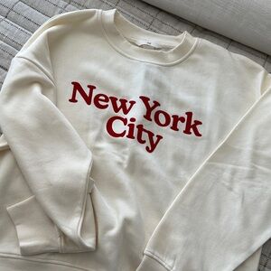 NWT H&M Sweatshirt